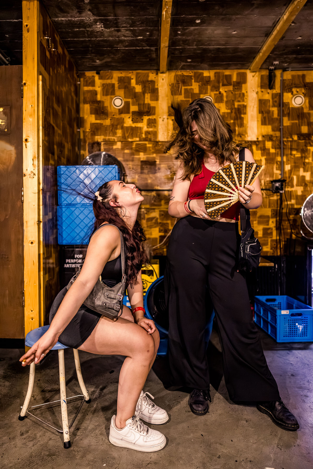 Loading... just a sec